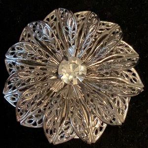 Vtg Lieba Usa Scarf Clip holder Clear Rhinestone